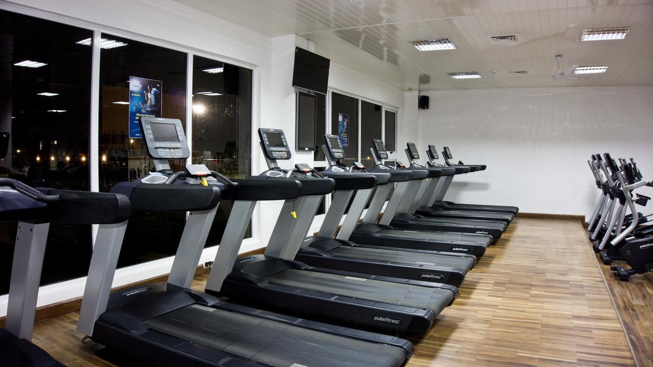 M Suites Hotel Accra Kültér fotó