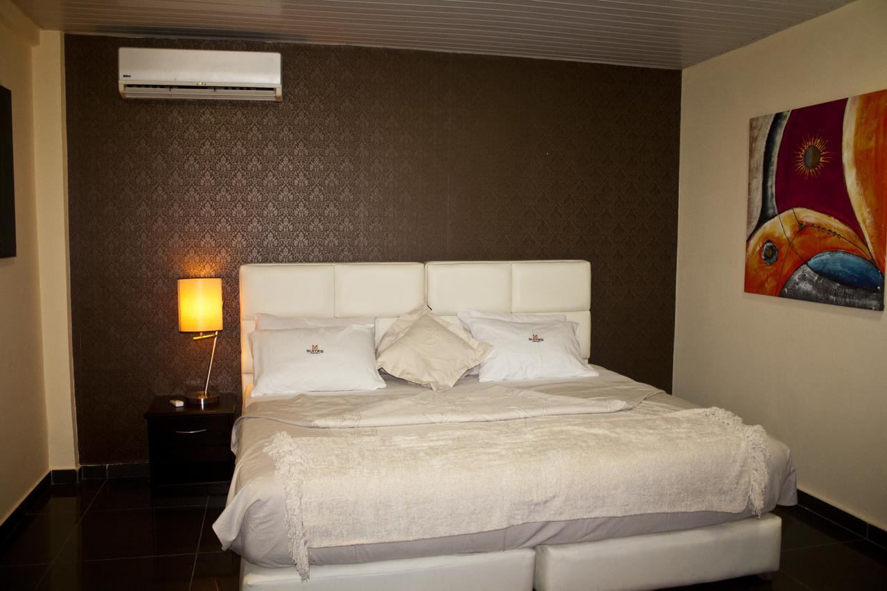 M Suites Hotel Accra Kültér fotó