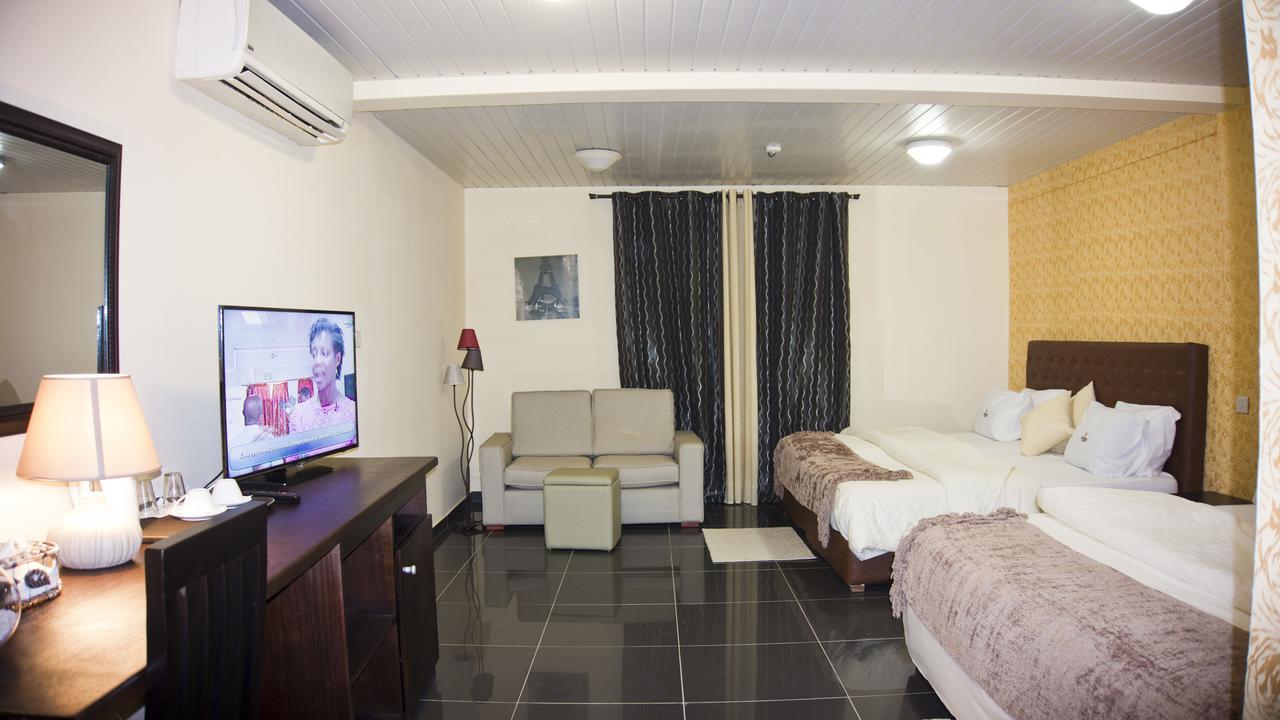 M Suites Hotel Accra Kültér fotó