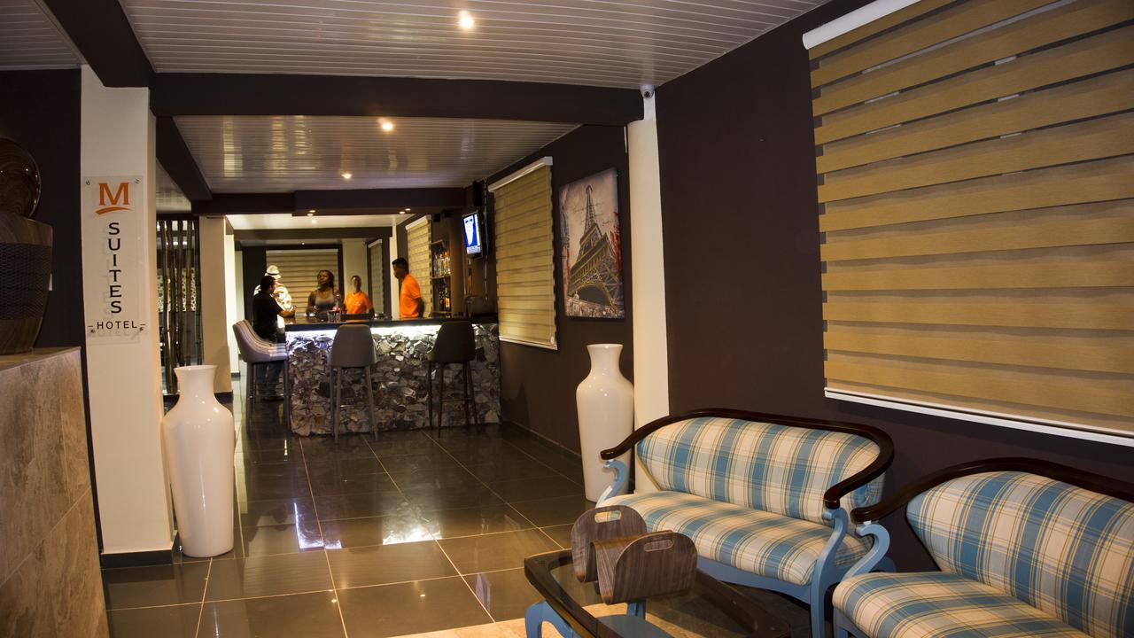 M Suites Hotel Accra Kültér fotó